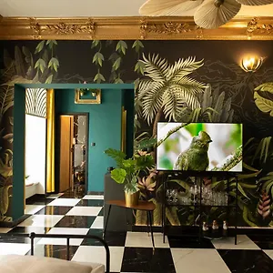 https://jungle-apartments.hotelswroclaw.com